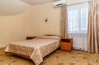 Гостиница Виктория Анапа Стандартный двухкомнатный номер-4