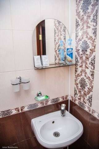 Гостиница Виктория Анапа Трехместный Комфорт с балконом-8